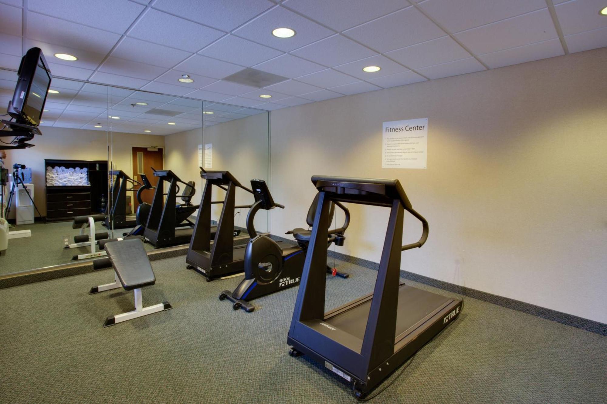 Holiday Inn Express Hotel & Suites Columbia-I-20 At Clemson Road By Ihg Esterno foto
