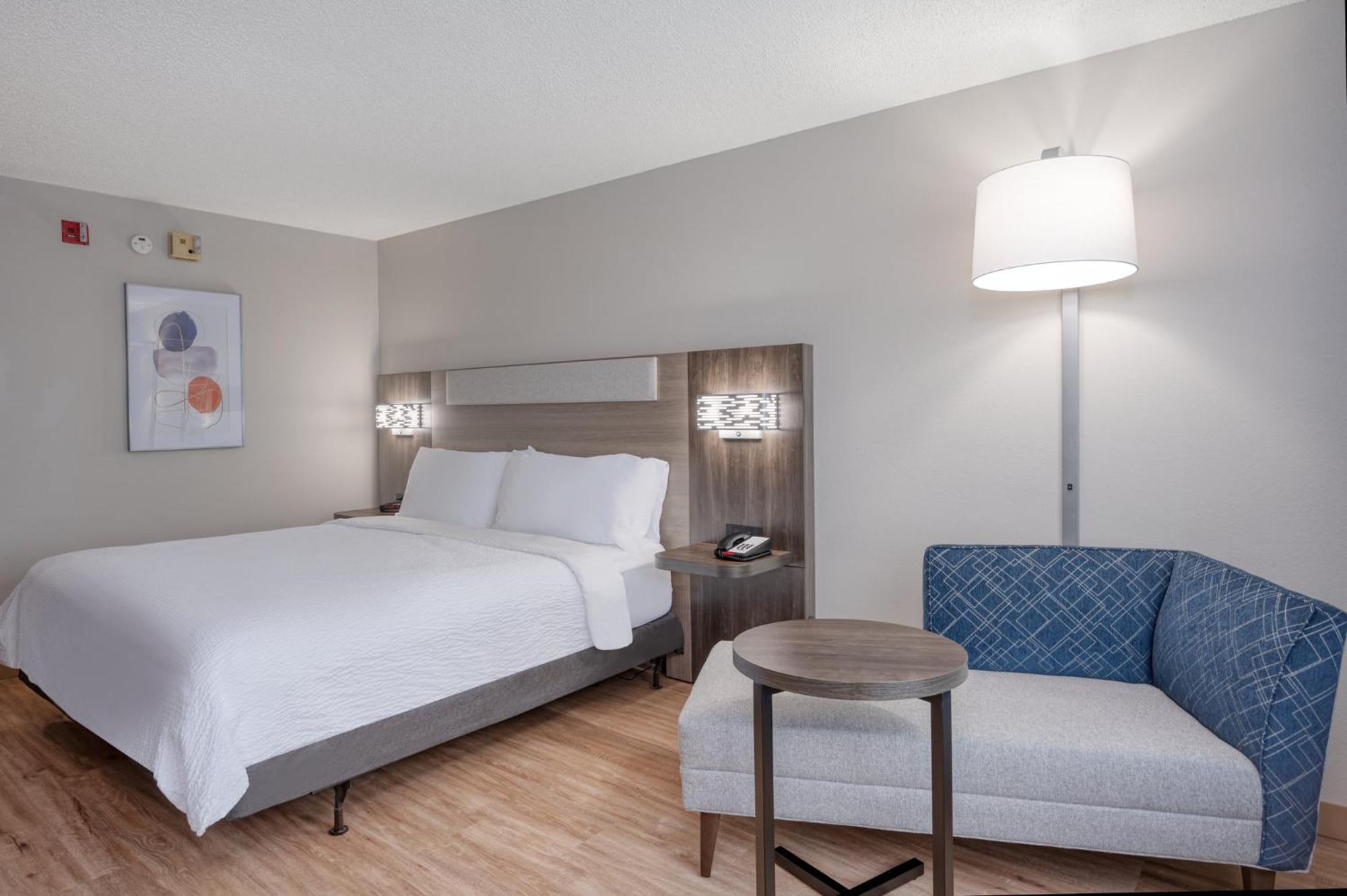 Holiday Inn Express Hotel & Suites Columbia-I-20 At Clemson Road By Ihg Esterno foto