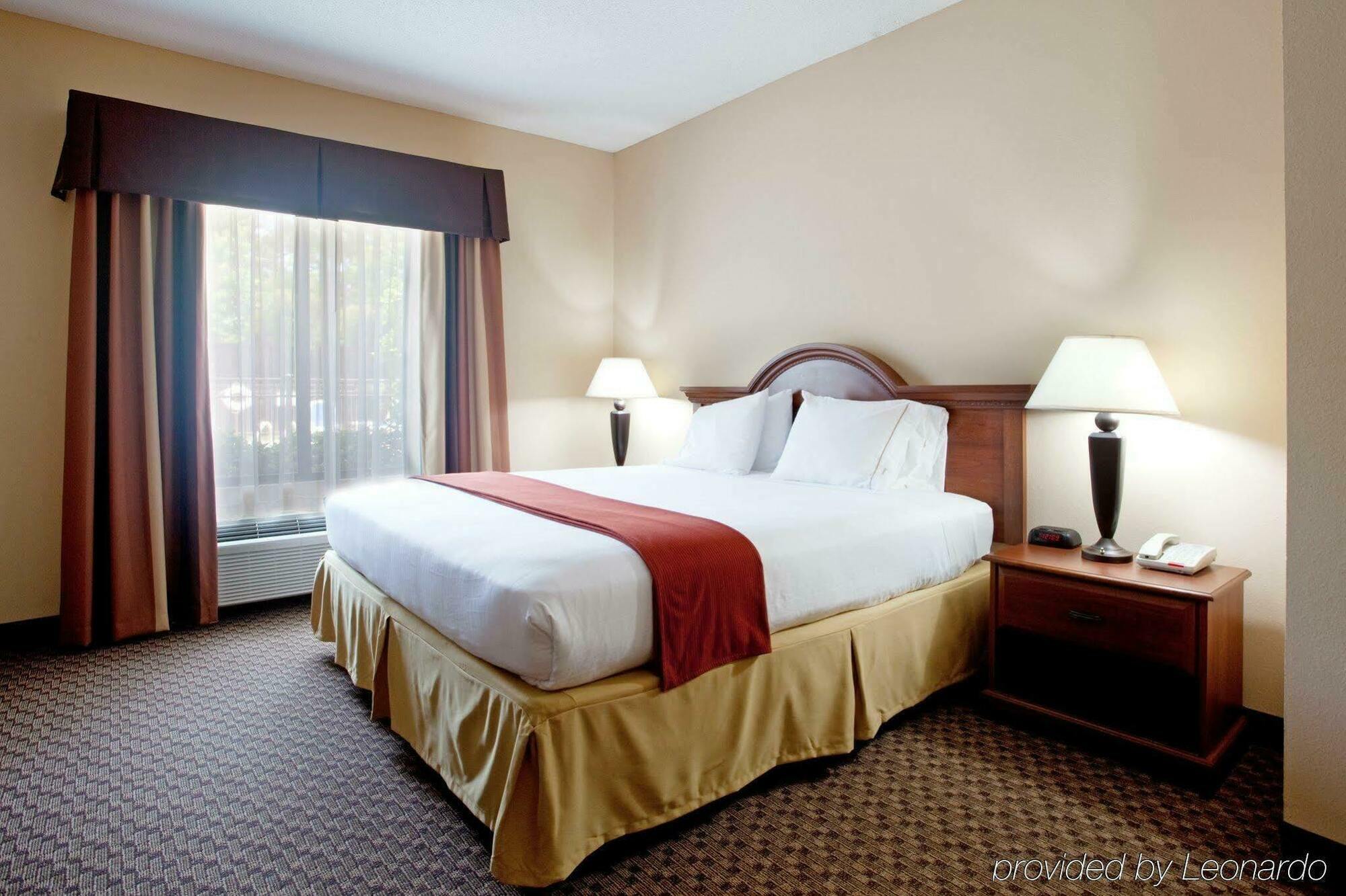 Holiday Inn Express Hotel & Suites Columbia-I-20 At Clemson Road By Ihg Esterno foto