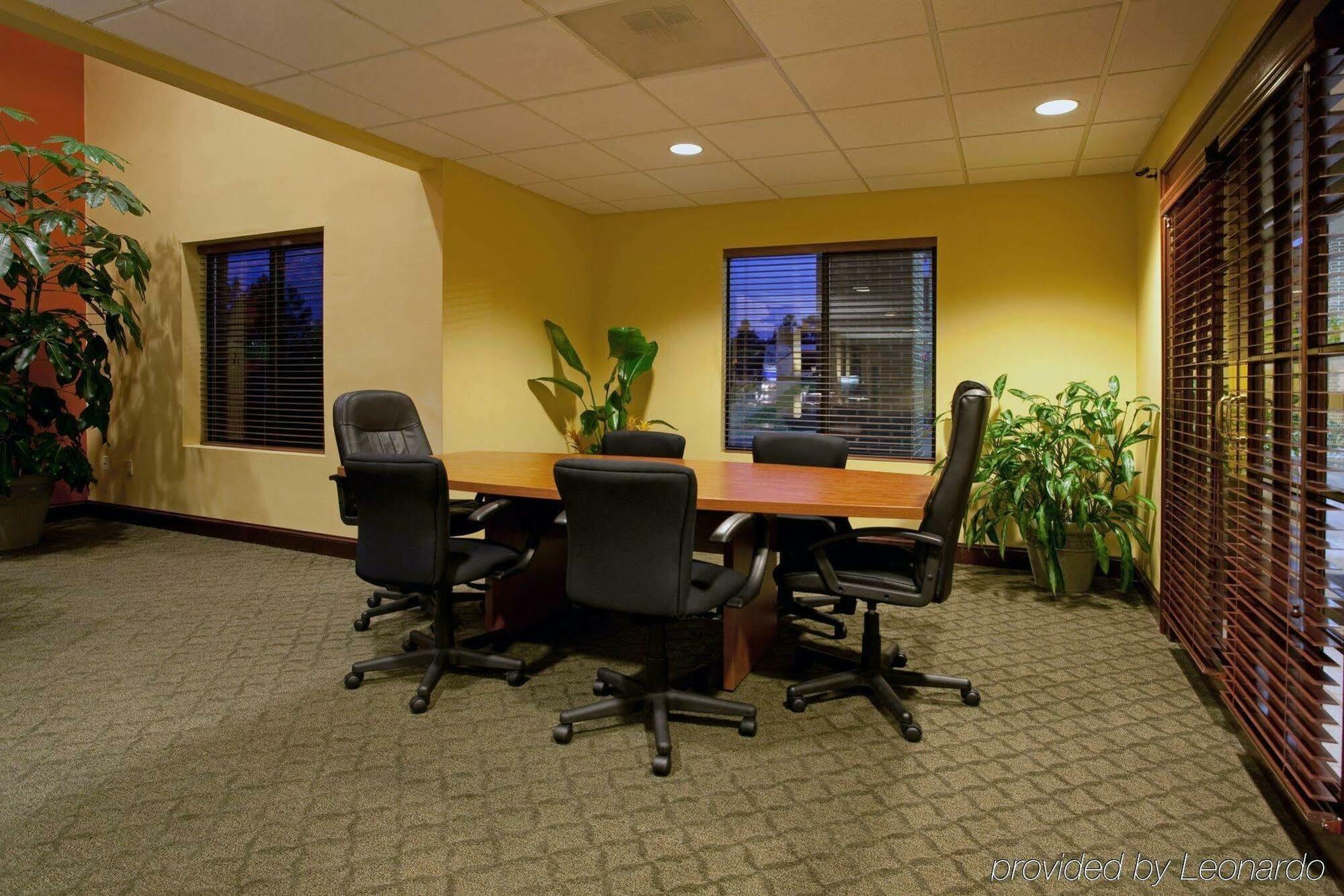 Holiday Inn Express Hotel & Suites Columbia-I-20 At Clemson Road By Ihg Esterno foto