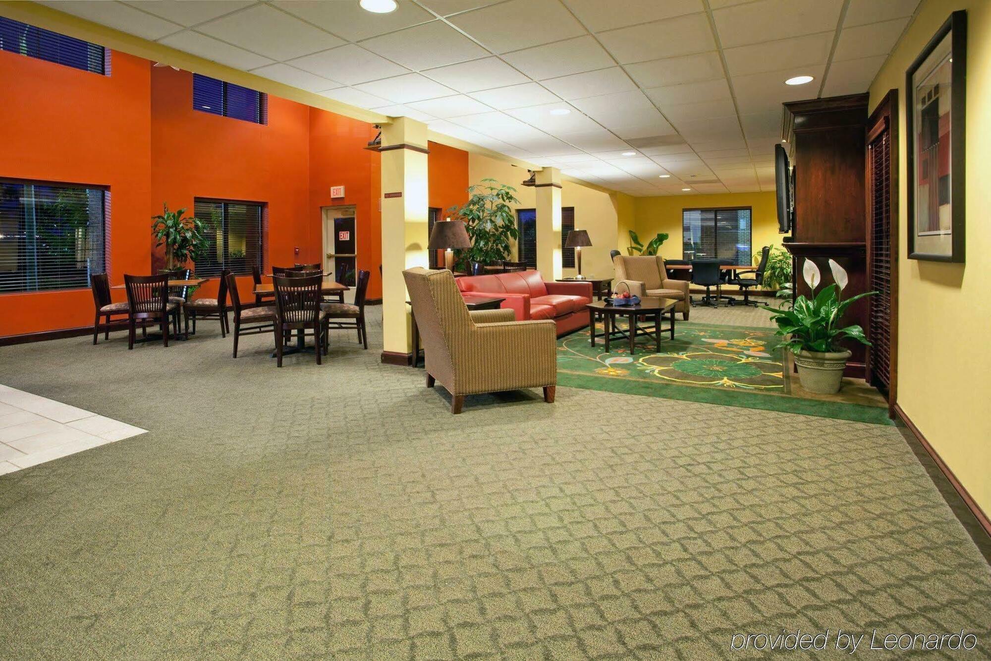 Holiday Inn Express Hotel & Suites Columbia-I-20 At Clemson Road By Ihg Esterno foto